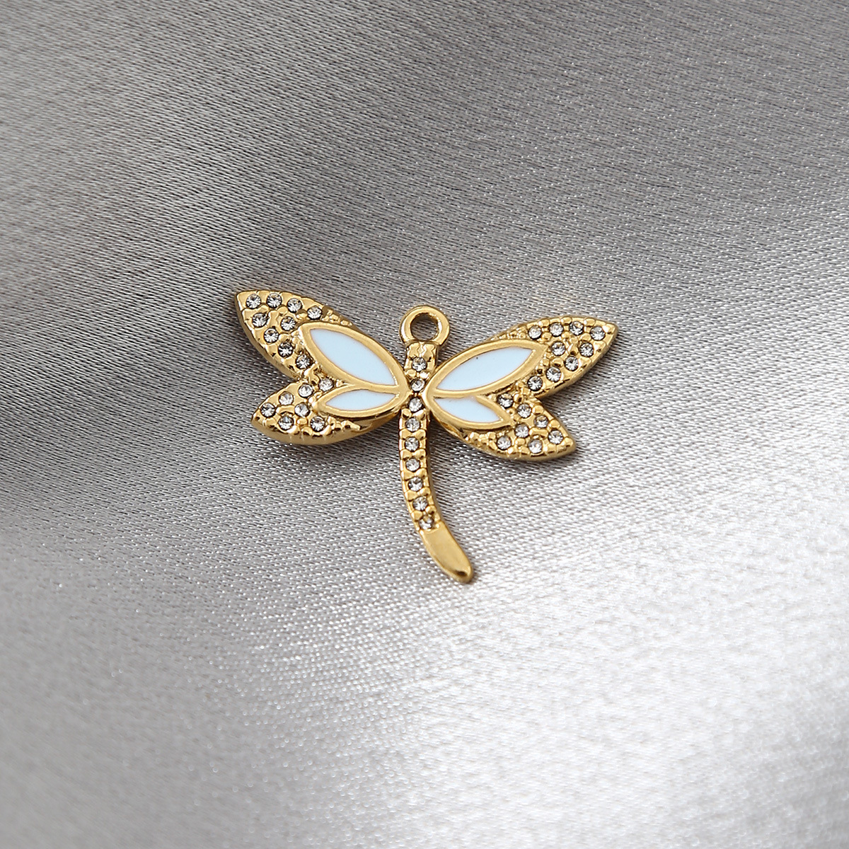4g Weight Pendant Jewelry Making Type 20 * 27mm Jewelry Making Size Zircon Inlay Material Jewelry Accessories Classification 304 Stainless Steel Material Dragonfly Pattern All Seasons Season Plating Design Elegant, Glam Style 20 * 27mm 304 Stainless Steel Zircon Dragonfly Pendant Jewelry Accessories 6