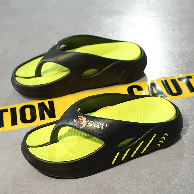 Тапочки мужские летние приливы, красная супер-огненная спортивная понаступающие фекалии, противоскользящие и водонепроницаемые на открытом воздухе пляж больших размеров