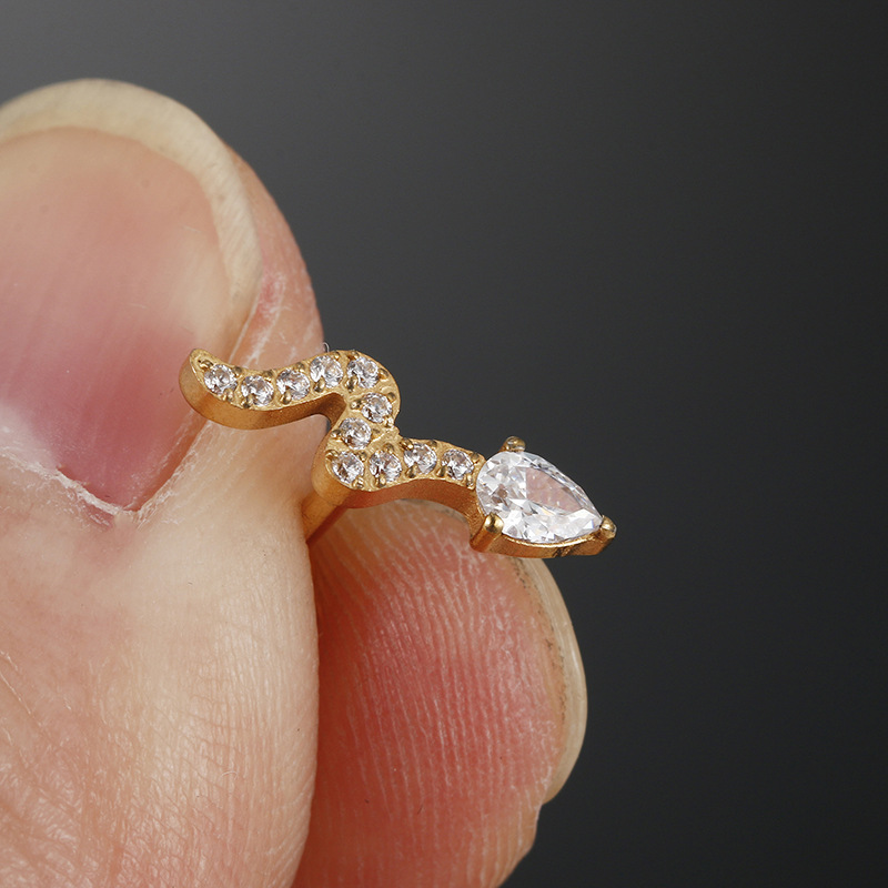 Fashion Heart Shape Titanium Steel Plating Zircon lip stud 1 Piece