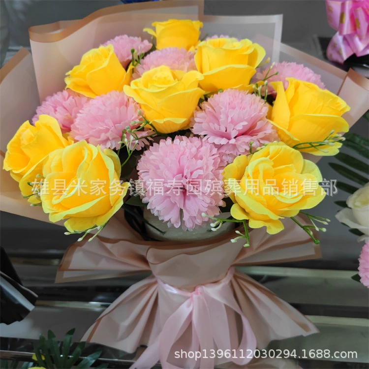 Кровавый букет искусственных цветов, искусственные цветы, букет хризантем на фестивале Цинмин, черный горшок, хрустальный гроб, цветок в гробу, цифровой венок