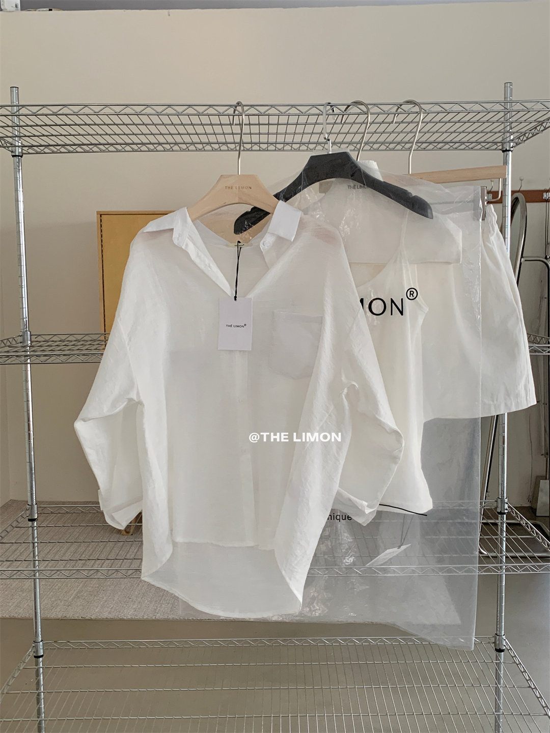 Áo sơ mi chống nắng nữ tay dài cổ bẻ dáng rộng chất liệu mỏng nhẹ — Vàng nhạt, xanh nhạt, Xanh Hàn, Xanh lá cây nhạtcolor chi tiết 31