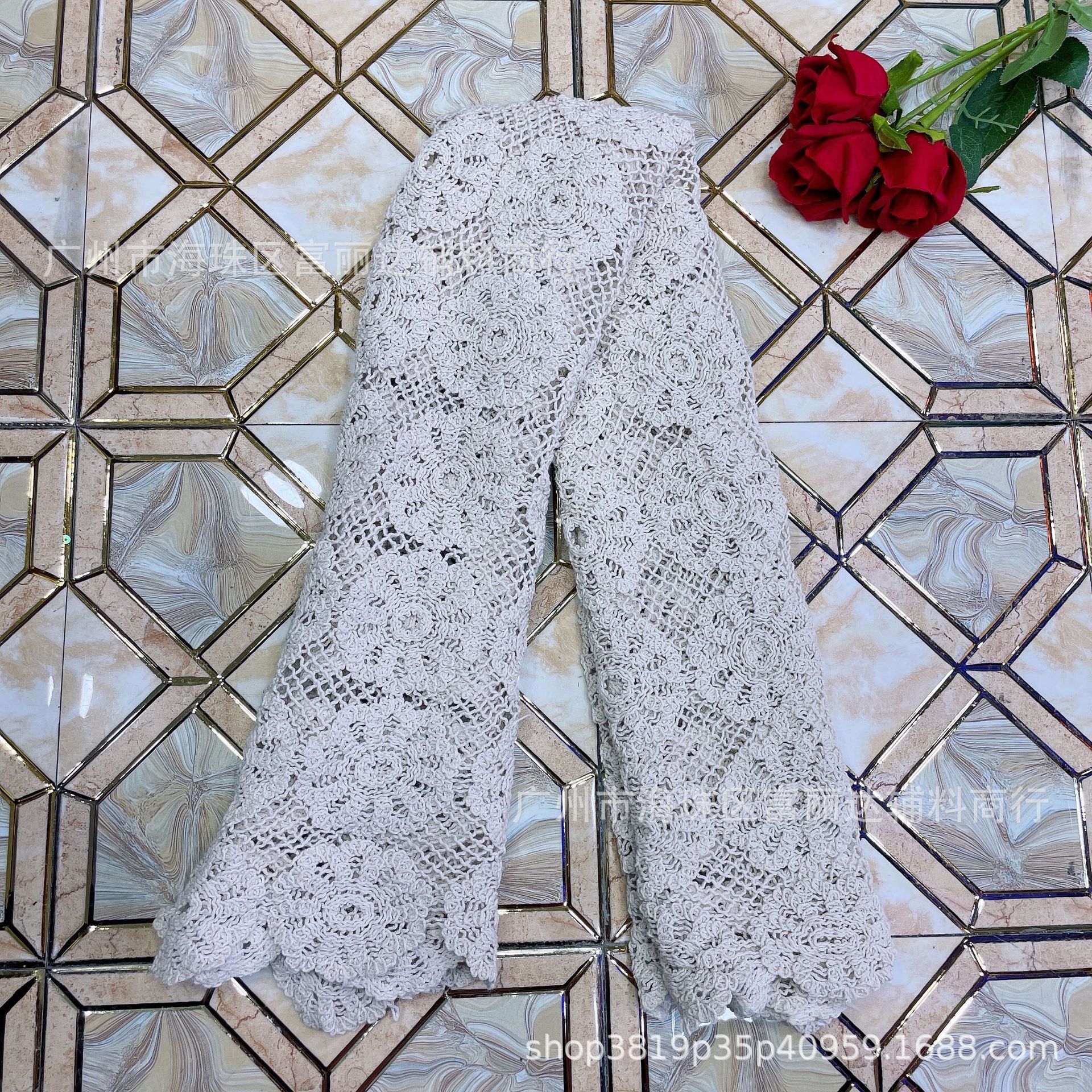 时尚新款水溶手钩针织粗棉花边面料  纯棉针织上衣裤子服装面料