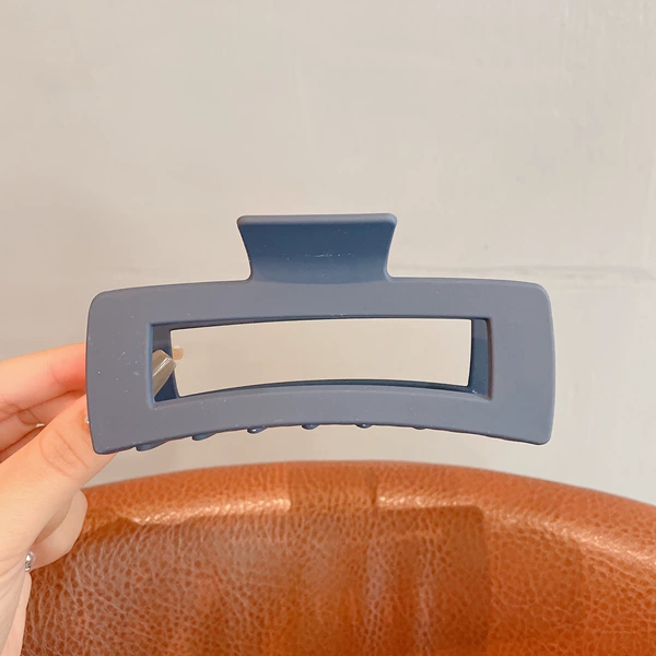 13# frosted dark blue square gripper, diameter about 13cm