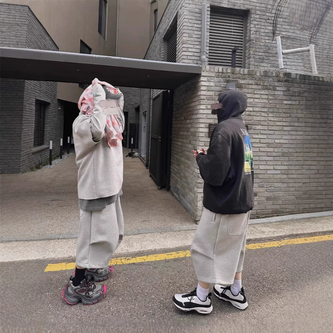 Nonnod Ретро контур складчатый мачете укороченные брюки трехмерный дизайн чувство лесозаготовки досуг шорты для мужчин