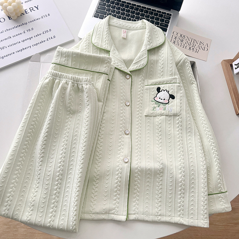 かわいいクレヨンしんちゃん空気綿のパジャマ