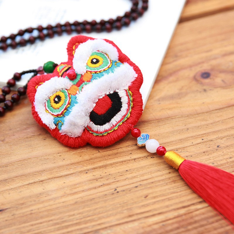 Nuevo Lu Bordado Diy Paquete de material hecho a mano Bordado Bolsita creativa Regalo de punto de cruz Bolsita colgante de estilo antiguo