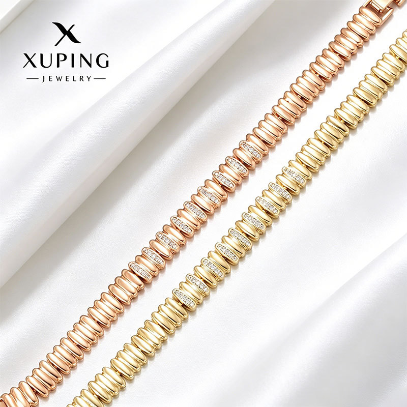 Xuping Europa y los Estados Unidos transfronterizos micro incrustación pulsera de zircon artificial aleación de cobre estilo nicho diseño personalidad fría joyería image 1