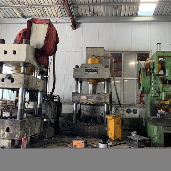 ���������ػ������崲��ѹ����������ӹ����豸��ȫ