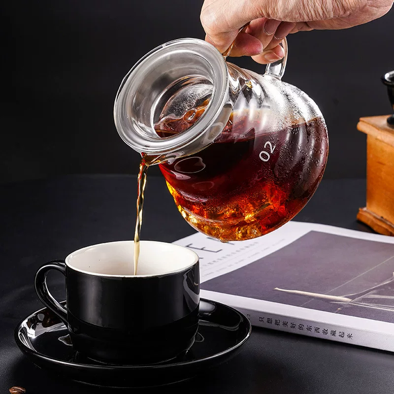 Glass coffee pot, cigarette holder, cloud