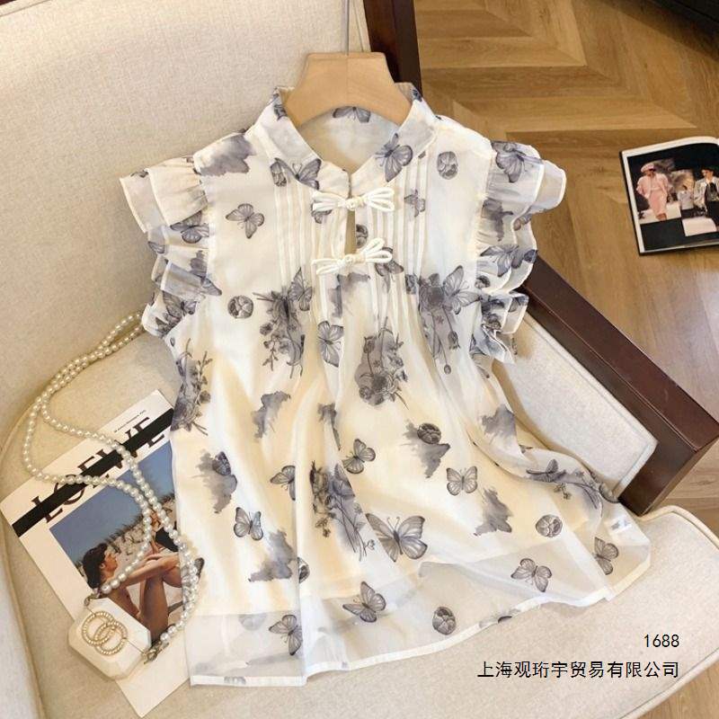 Sweet floral chiffon top for girls, summer style, suitable for medium and large children, 2026 new style, sweet lace shirt.