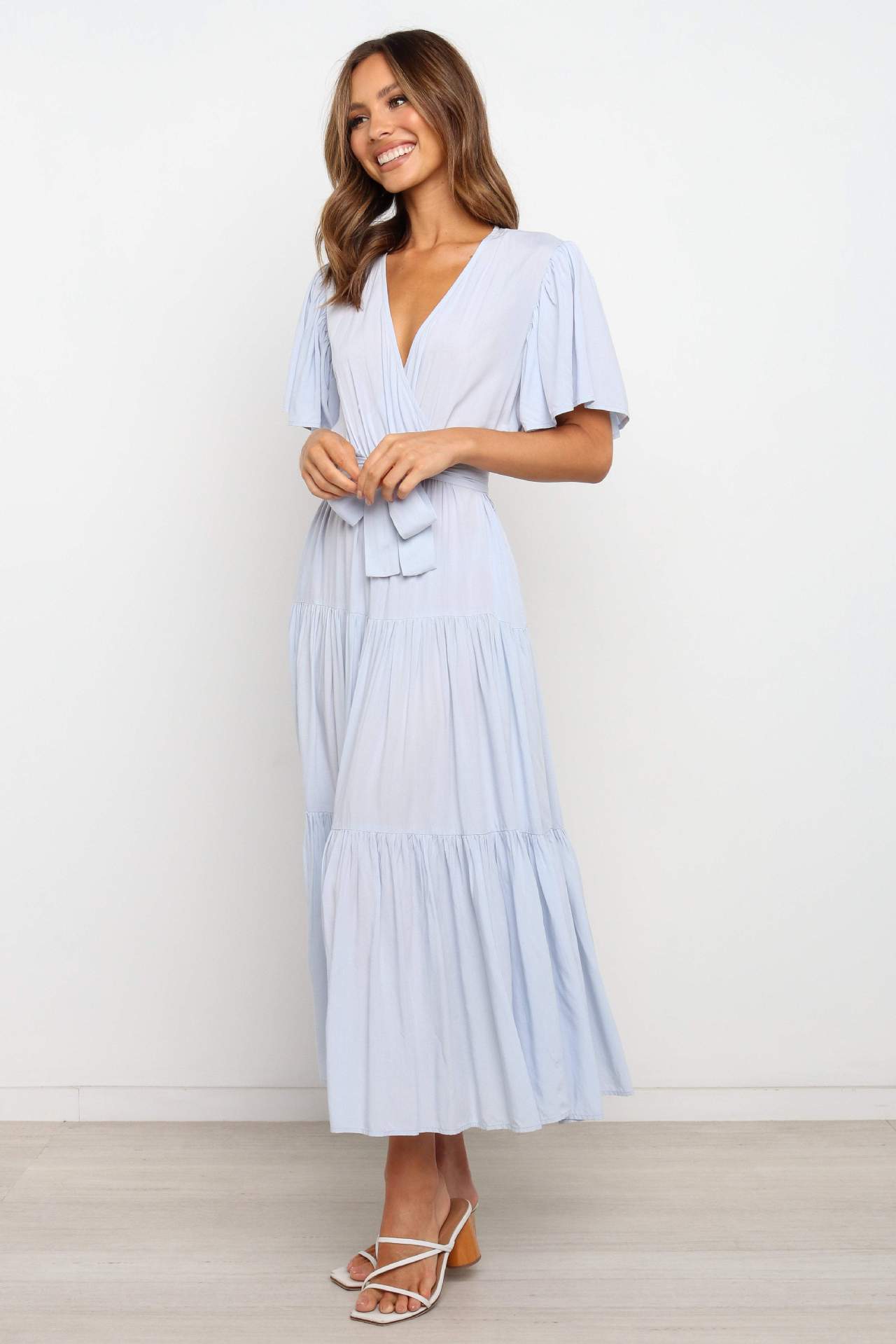 269g Weight Midi Dress Dress Length Type Short Sleeve Sleeve Length Princess Dress Dresses Type Regular Sleeve Sleeve Type Cotton, Polyester Fabric Type Mid Waist Waist Line Holiday, Daily, Selfie Occasion V Neck Neckline Regular Fit Fit Type Solid Color Pattern Summer Season Women's Gender Casual, Elegant, Streetwear Style Wholesale Women's Casual Elegant Streetwear Solid Color Holiday Daily Selfie V Neck Short Sleeve Princess Dress 36