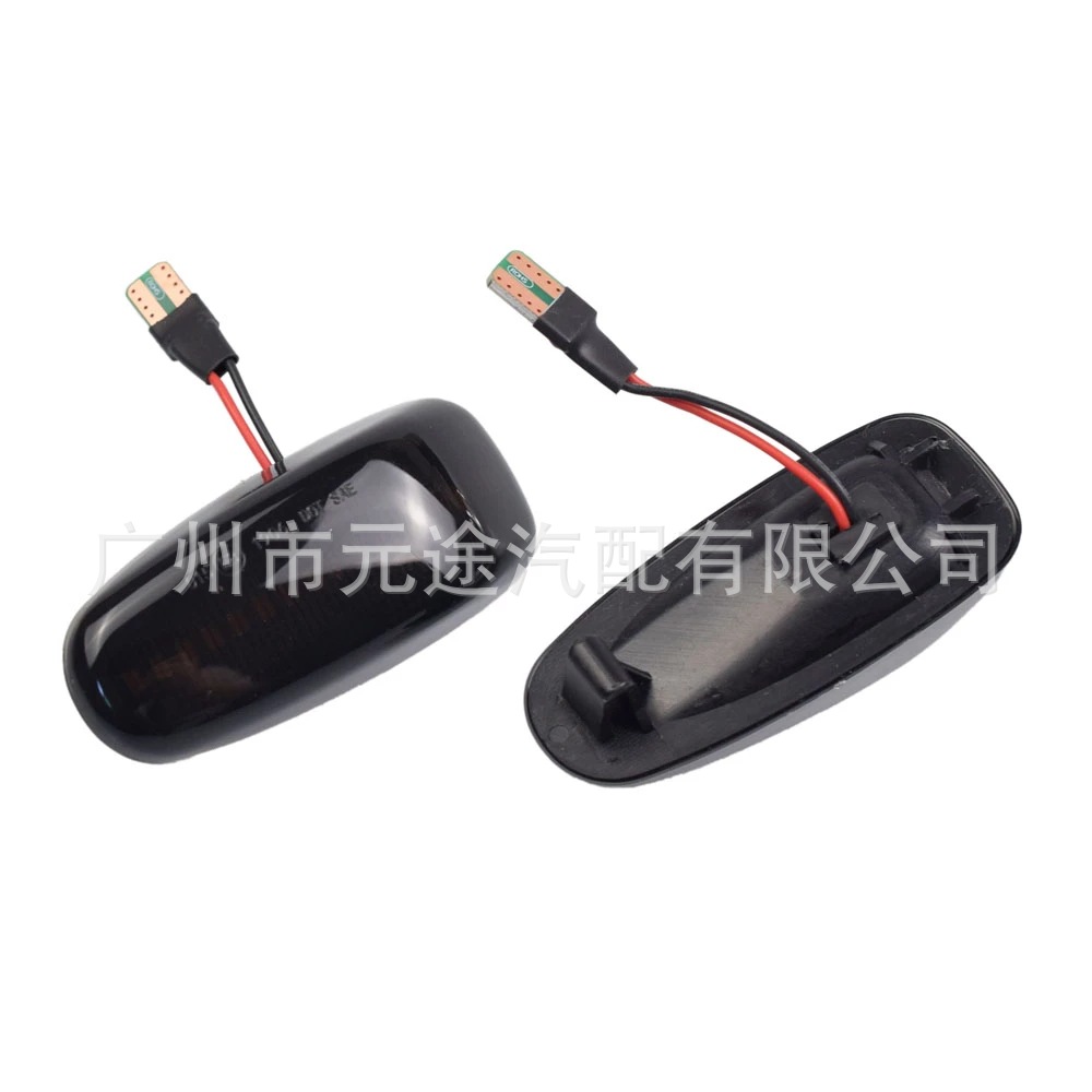 Suitable for Mercedes-Benz Clk Slk Class W210 W208 W638 Fender Side Turn Signal Lights