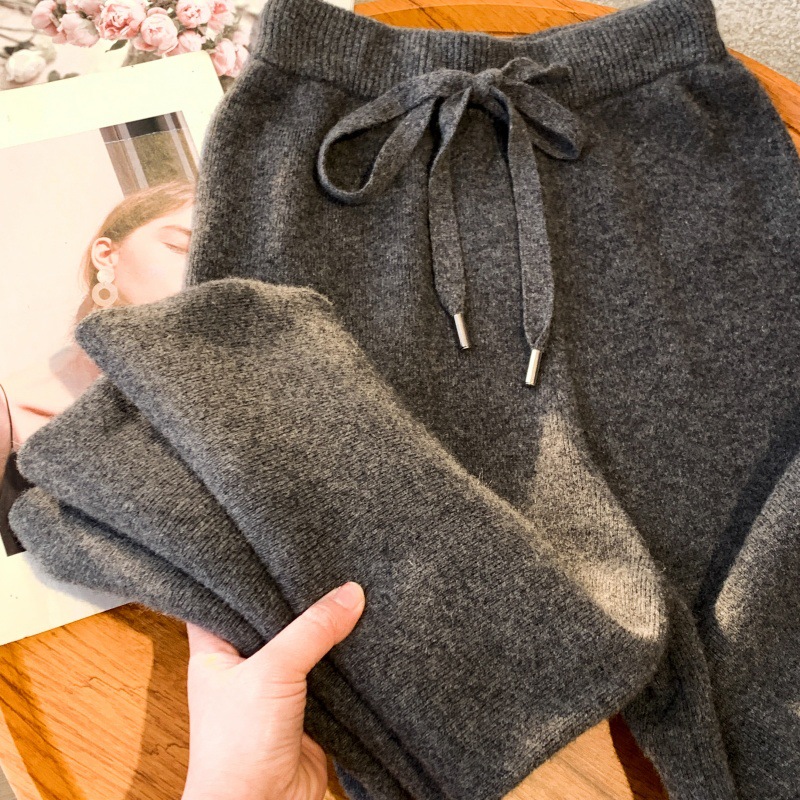 Dark gray eight points