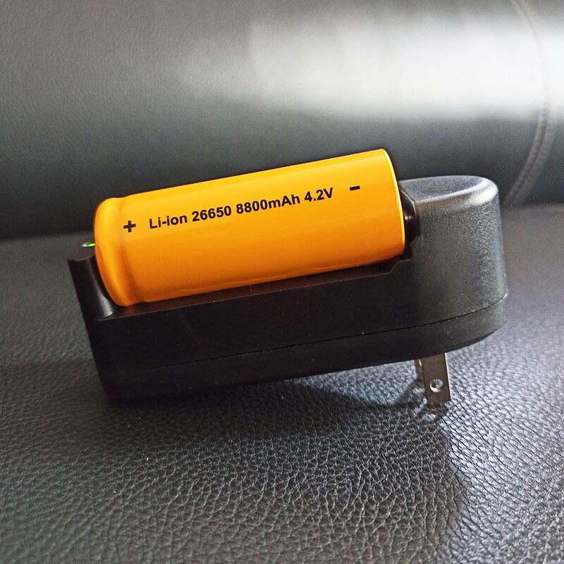 大容量26650锂电池3.7V/4.2V白激光强光手电筒可充电池高动力锂电|undefined