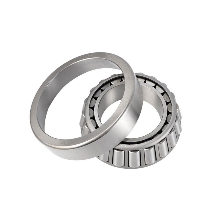 万向圆锥滚子汽车轮毂轴承30302 30303 30304 30305 30306