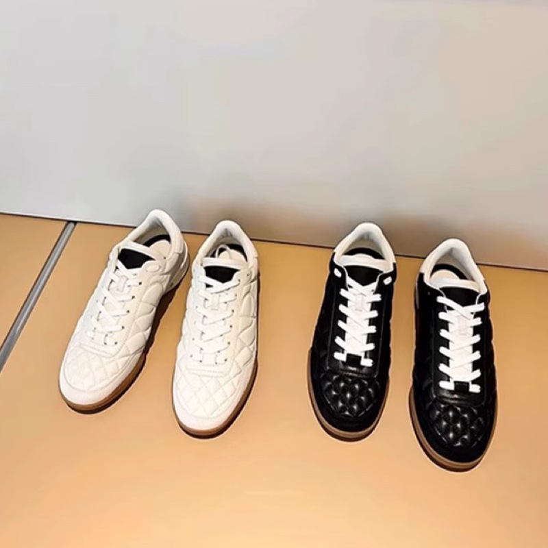Chanel Style Lingge sneaker Women's 2024 New Running Tennis Shoes De Training Shoes Casual All-match Lace-up Sneakers