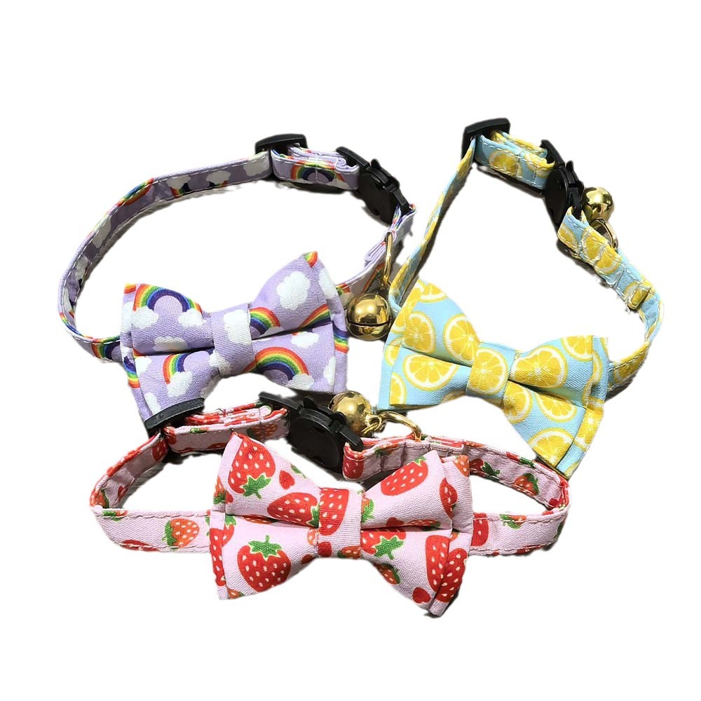 Fabricante de liquidación de bajo precio spot transfronterizo mascota collar gatos campanas doradas collar de corbata gatos
