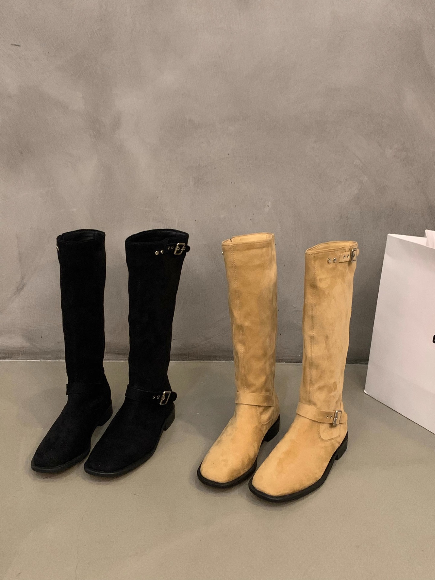 Dicker Absatz Khaki Mid Knight Damen Frühling und Herbst 2023 Neue Sommer-Wildleder-Langarmstiefel_voghion.com