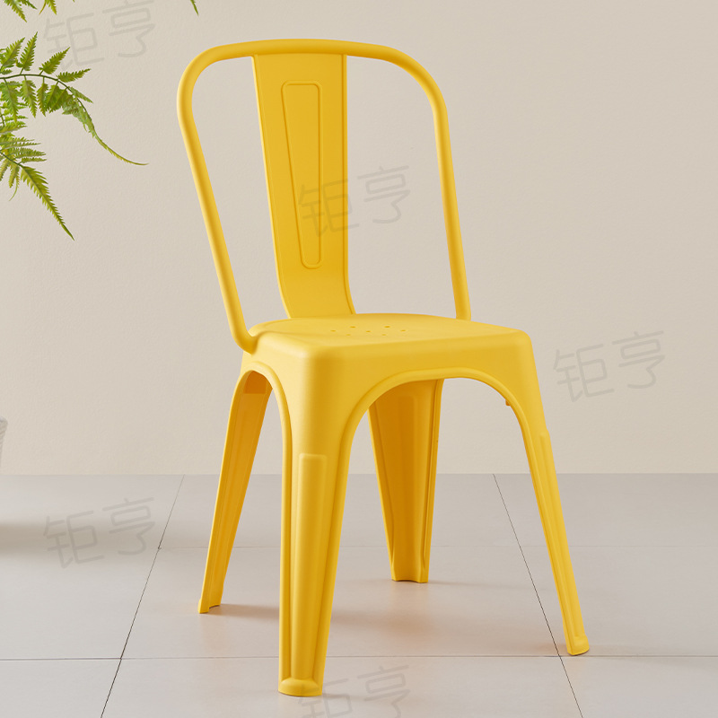 Silla de respaldo de plástico moderna y minimalista Nórdica ins estilo al aire libre restaurante silla de comedor hotel negociación de negocios silla café