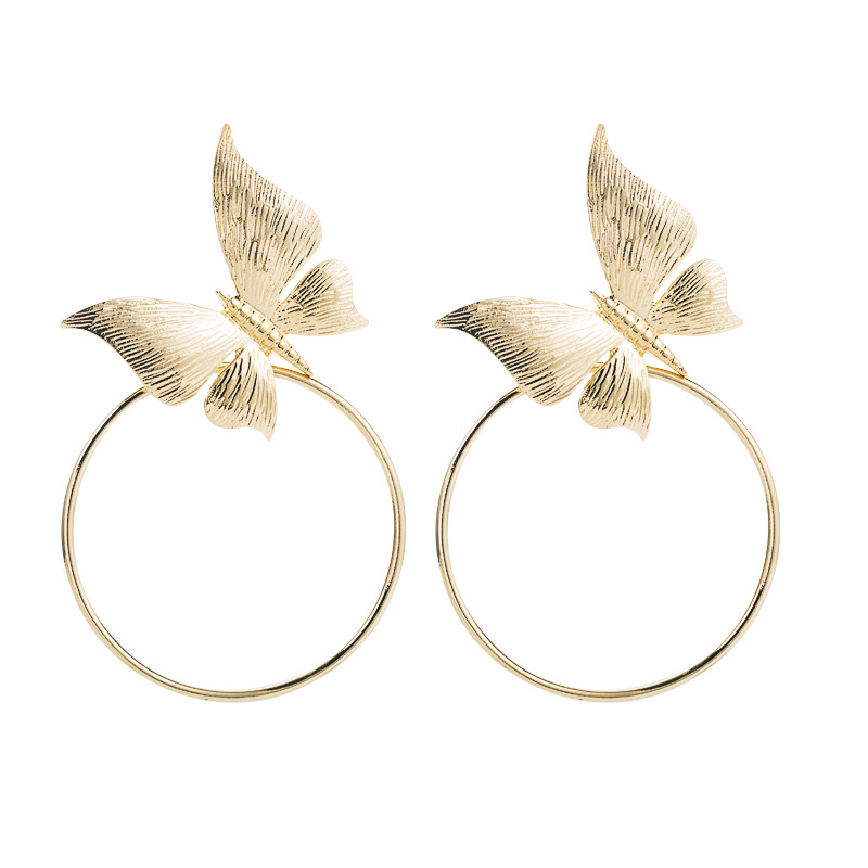 Boucles D&#39;oreilles En Gros Minimalistes Féminines Papillon En Alliage De Mode display picture 5