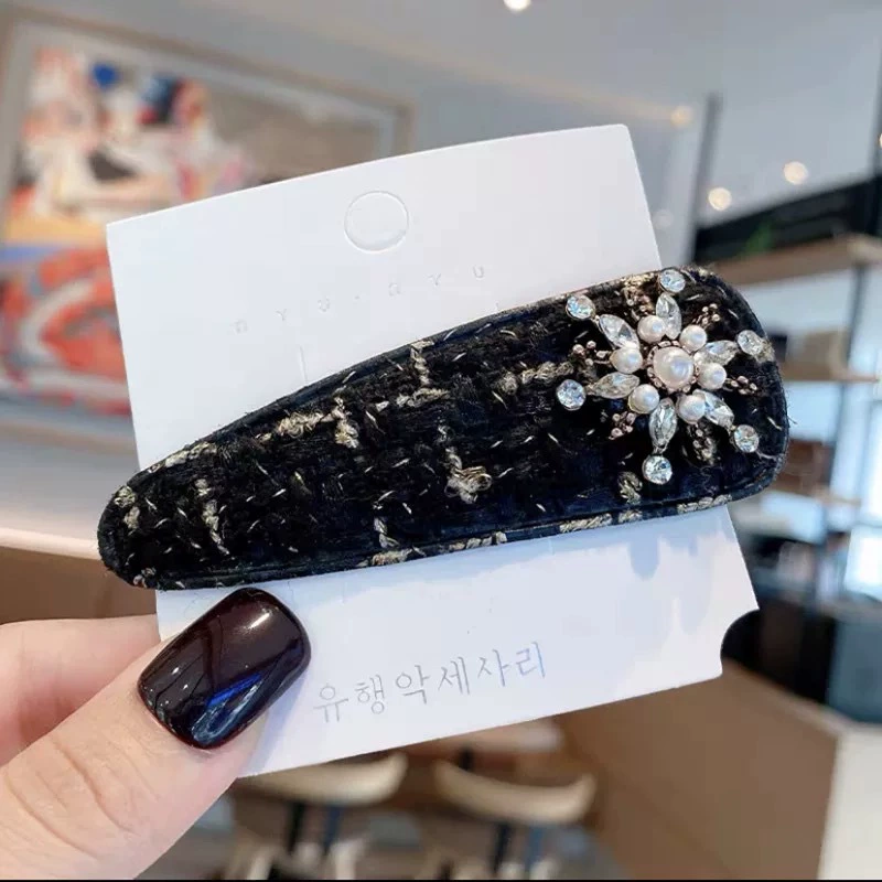 Канель-стиль заколка для волос набор с жемчужинами в духе Chanel и акцентами в виде маленького медвежонка, различные цвета