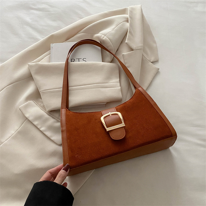 Bolso de axila de color sólido, diseño de nicho, moda, estilo occidental, nueva tendencia, bolso femenino, retro francés, hermoso bolso de hombro de luna nueva