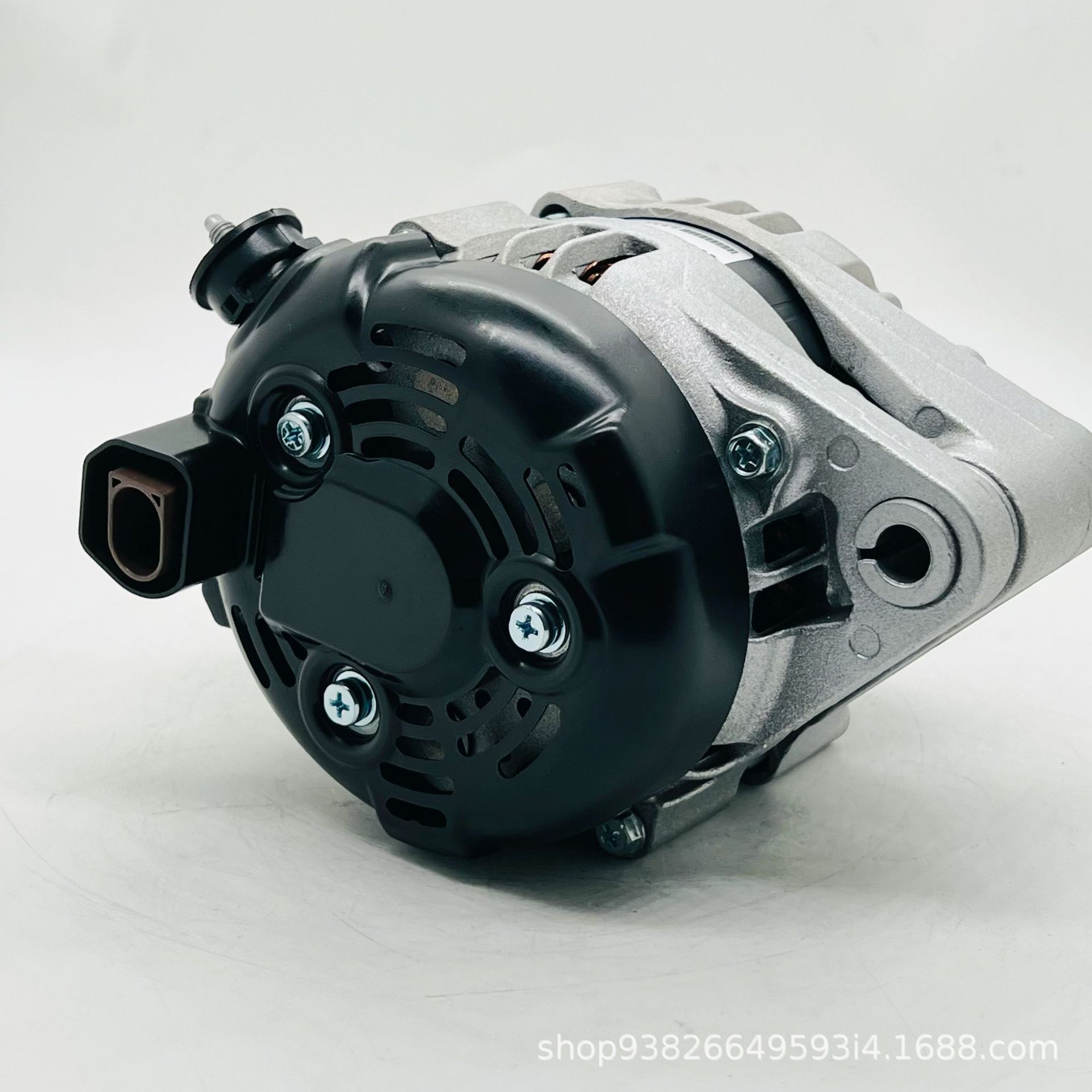 Suitable for Suzuki (imported) auto parts 31400-84M00-000 3140084M0 car generator