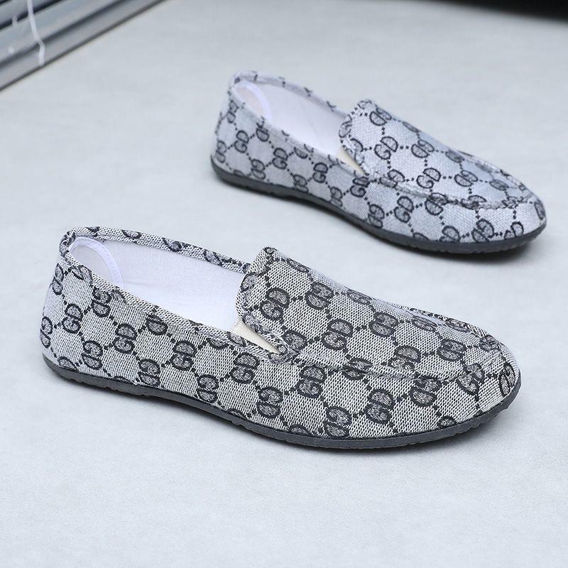 Zapatos Bean para hombres primavera y verano de moda, zapatos de tela casuales transpirables, zapatos de lona de moda coreana para hombres.