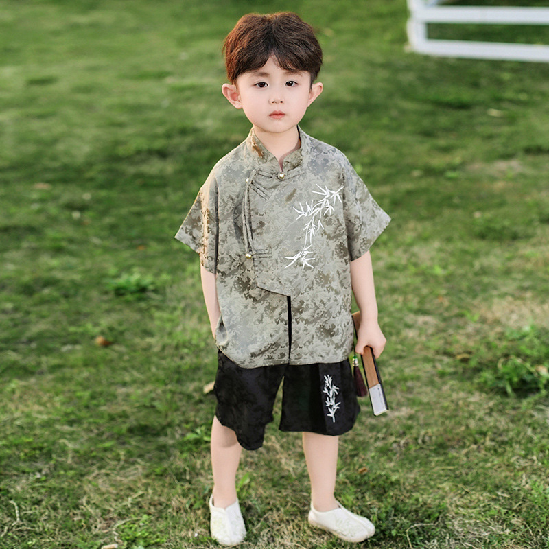 男の子の夏の漢服子供の古代スタイルの唐スーツ薄い 2025 新しい新しい中国風半袖ベビーパフォーマンススーツ|undefined