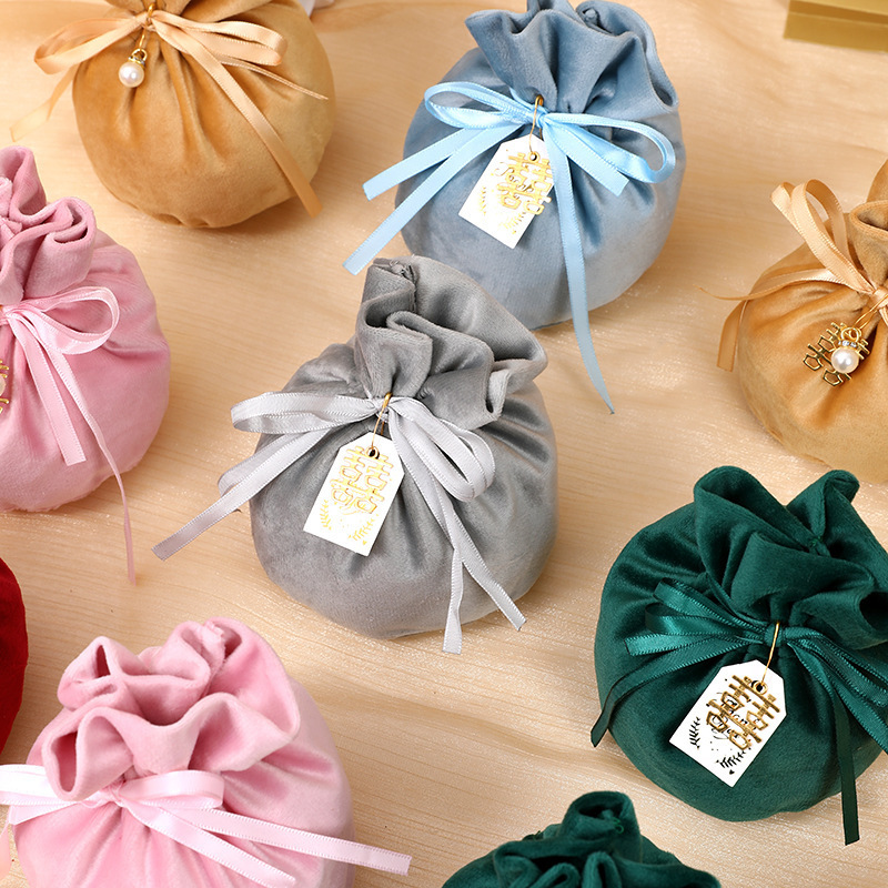 ウェディング用品結婚の新型砂糖袋喜糖箱結婚式のシルクの布袋のアイデア喜糖袋のお土産卸売り|undefined