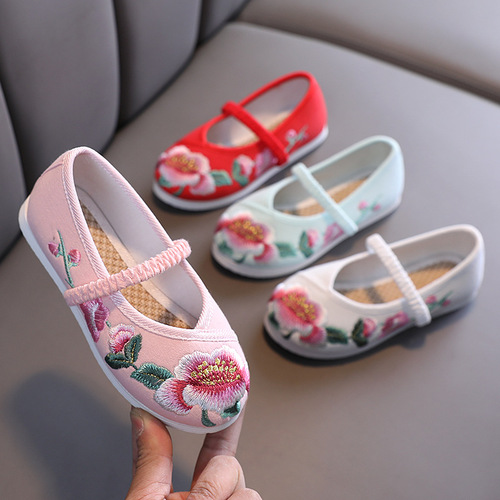 Hanfu children baby shoes embroidered shoes of the girls female costume of han Chinese wind folk princess dancing old Beijing cloth shoes for girls 