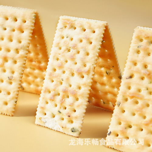 Chive soda biscuits breakfast crispy delicious snacks salty whole box wholesale