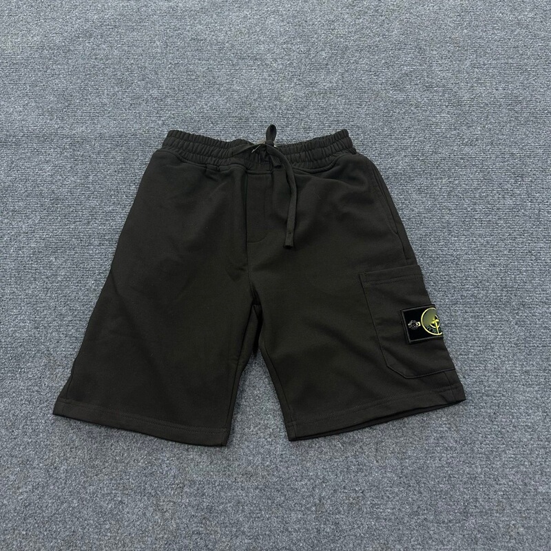 Stone D correct version new short-sleeved men's and women's cotton American-style solid color casual knee-length shorts with pockets Stone D correct version new short-sleeved men's and women's cotton American-style solid color casual knee-length shorts with pockets