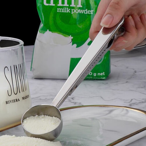 Kitchen Tools Japanese and Korean Creative Spoon Stainless Steel Multifunctional Coffee Spoon Milk Powder Measuring Spoon with Sealing Clip