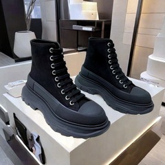 ビスケットの底の麦坤の高い靴の女性の春秋のファッションの結び目は高くなります。