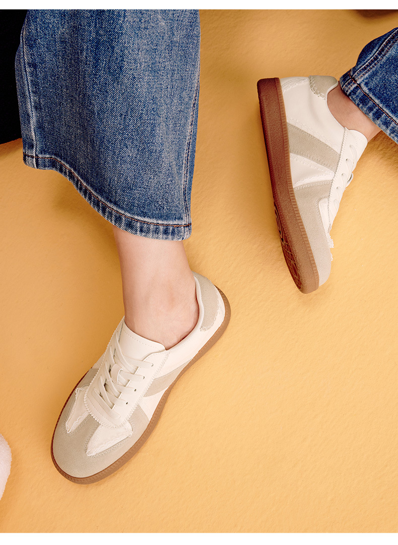 Casual Sneakers