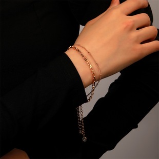 Vente En Gros Bijoux En Acier Inoxydable Creux Soleil Lune Couple Bracelet Ensemble Nihaojewelry display picture 1