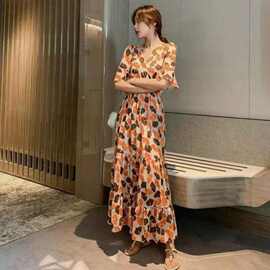 2025夏季新款油画姐妹女装小雏菊长裙显瘦喇叭袖度假碎花连衣裙女