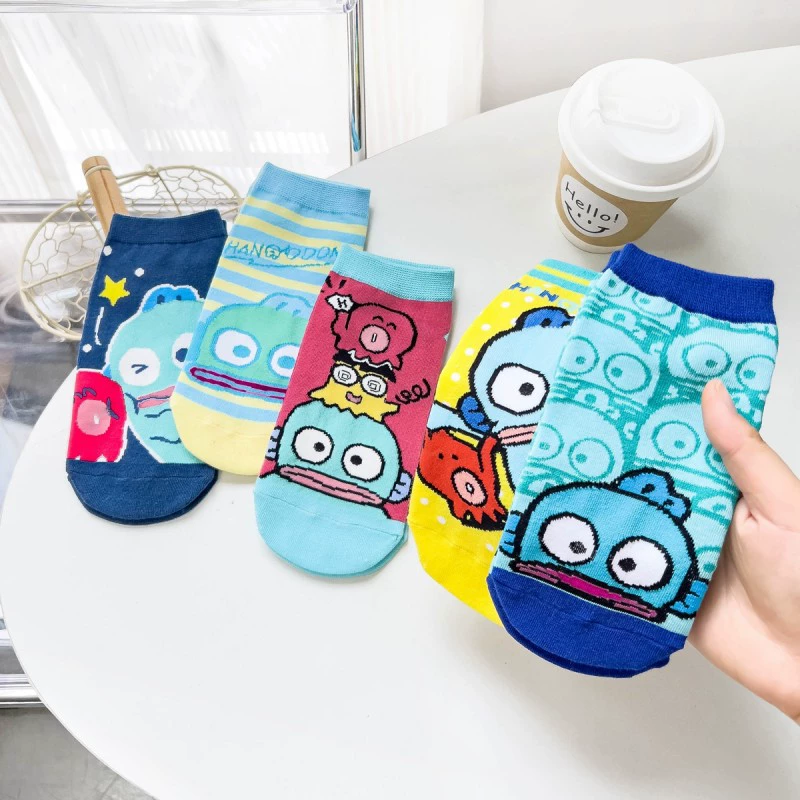 Новые женские носки с героями мультфильмов в японском стиле, милые короткие хлопковые носки, осенние женские носки до щиколотки, хлопковые повседневные модные носки.