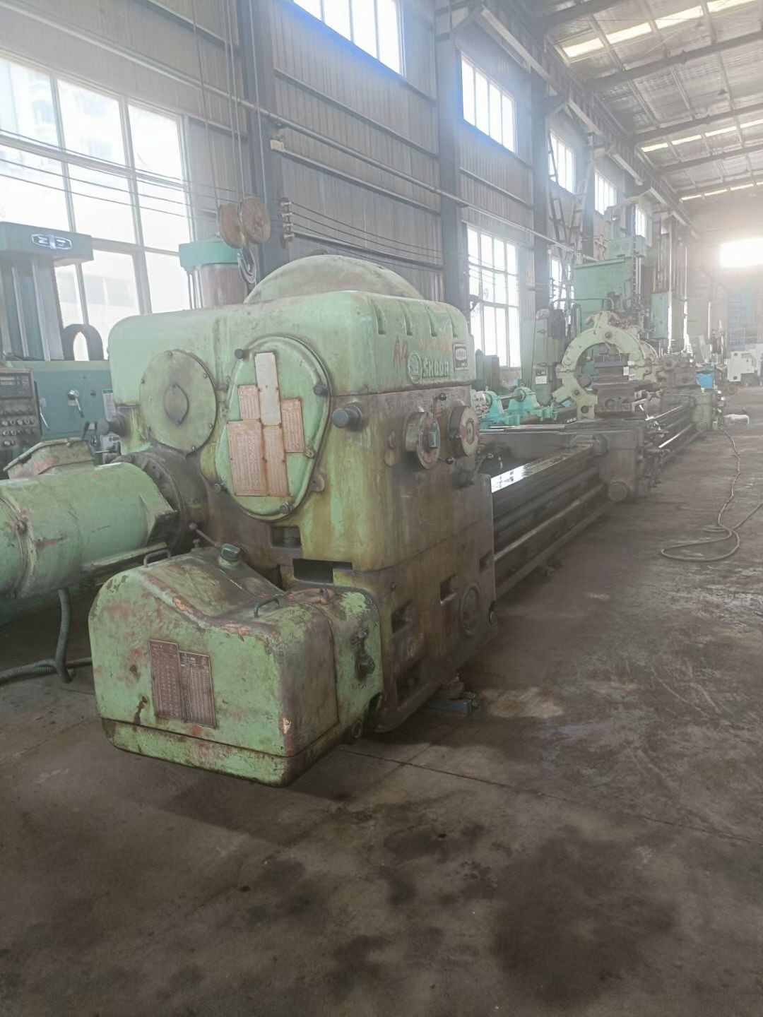 工厂在位二手机床八成新捷克重型卧式车床C61125/12米安装少用