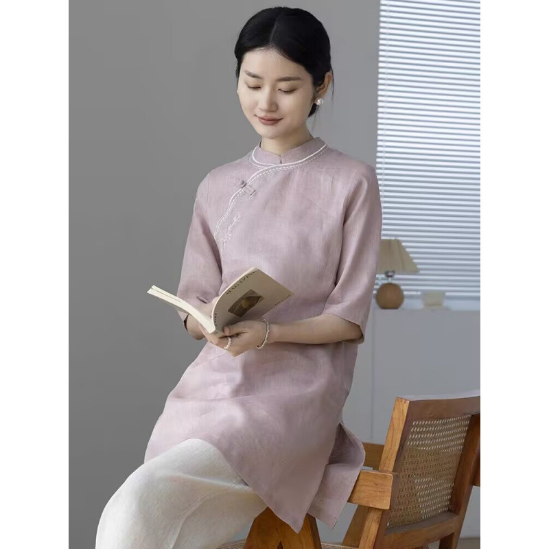 リネン新中国風ラウンドネックミッドスリーブ刺繍トップ 2025 夏新文学レトロルーズミッドレングスシャツ|undefined