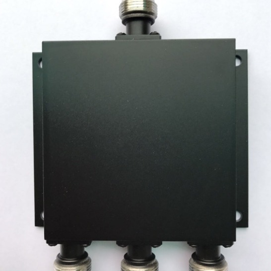 N型800-2700M一分三功分器，WIFI,GPS三分配器0.8-2.7G三功分器