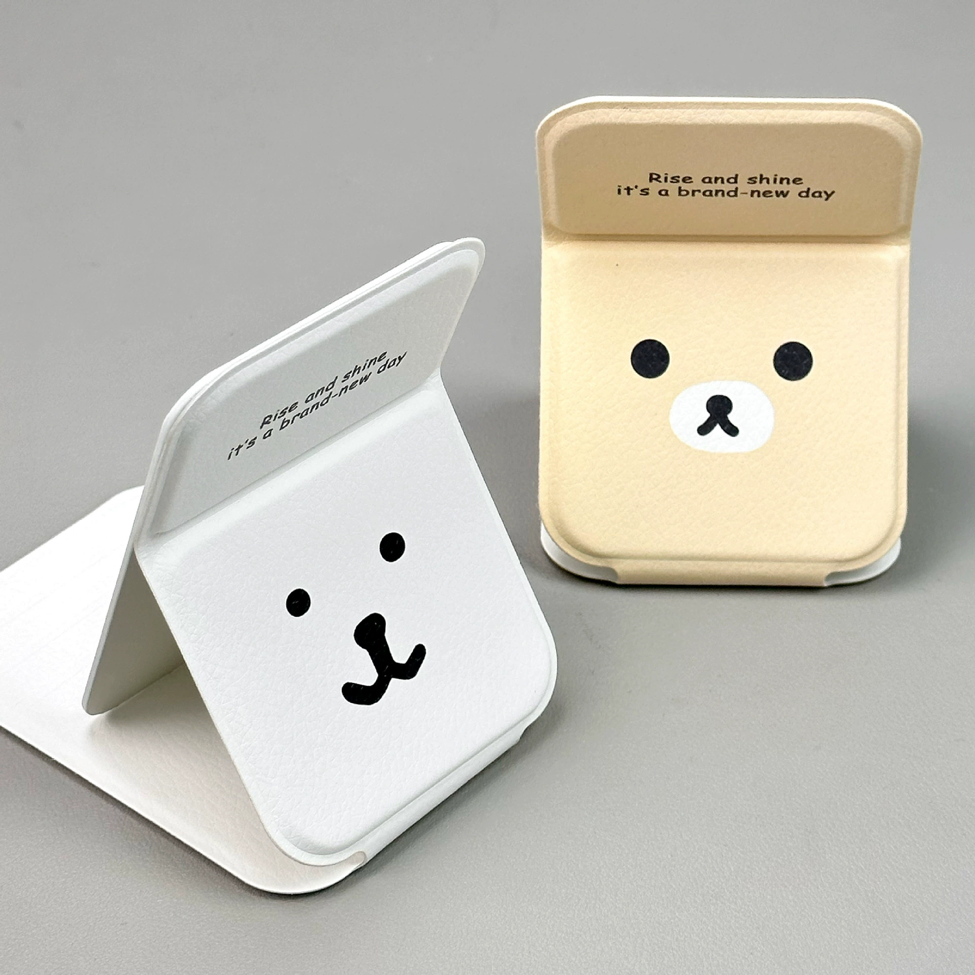 Cute handheld folding mirror for students