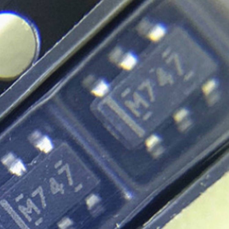 凌远实业LM74700QDBVRQ1丝印M747封装SOT-23-6OR控制器 价格优势