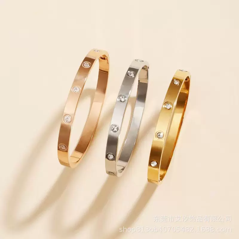 跨境爆款钛钢18K金镶钻手镯女高级感电镀不掉色情侣手环镶钻轻奢