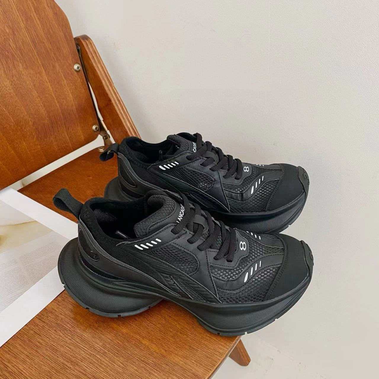 Men's And Women's Paris New Lace-Up Mesh Breathable Dad Shoes 13th Generation Distressed Low Top Casual Sports Shoes With Thick Sole Height Increasing_vogvips.com