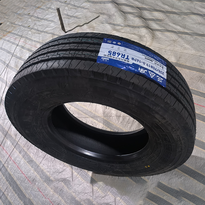 三角牌TR685花纹载重卡客车类轮胎235/75R17.5-16 卡客车轮胎现货