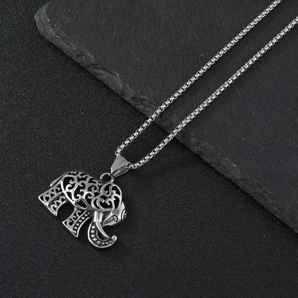 Titanium Pendant Necklace For Men Elephant Teeth Feather Design_voghion.com