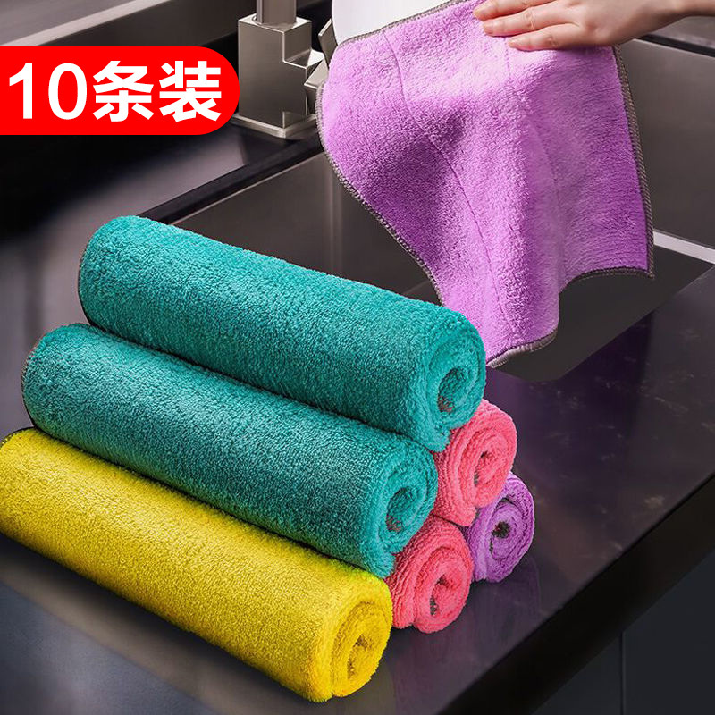 雑巾の皿洗い布は二重に厚くなって油汚れ台所用品のテーブルクロスを拭いて吸水して毛が落ちないのは油をつけない清潔な布である|undefined