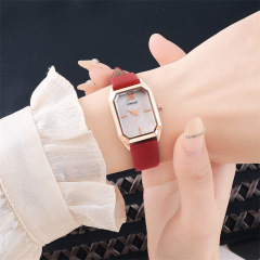 23新款女士小方表韓版日用休閒指針數字石英表簡約氣質學院風腕錶